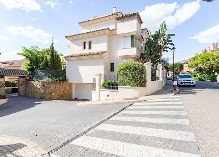 Beautiful Newly Renovated Apt El Palmeral Rdr306